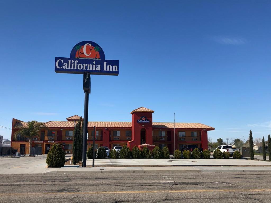 California Inn Hotel And Suites Adelanto Us 395 Εξωτερικό φωτογραφία