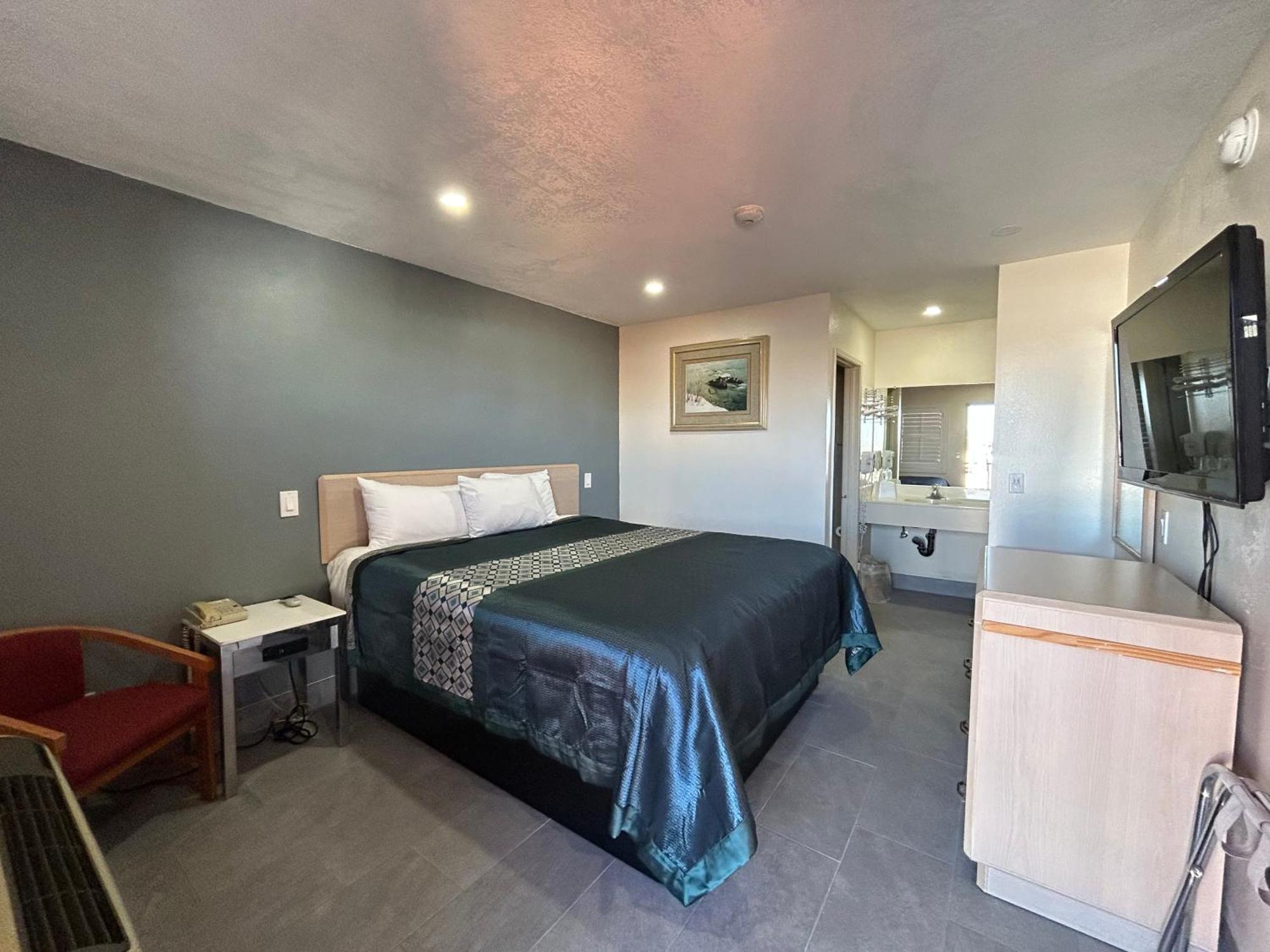 California Inn Hotel And Suites Adelanto Us 395 Εξωτερικό φωτογραφία