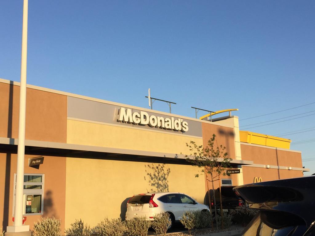 California Inn Hotel And Suites Adelanto Us 395 Εξωτερικό φωτογραφία