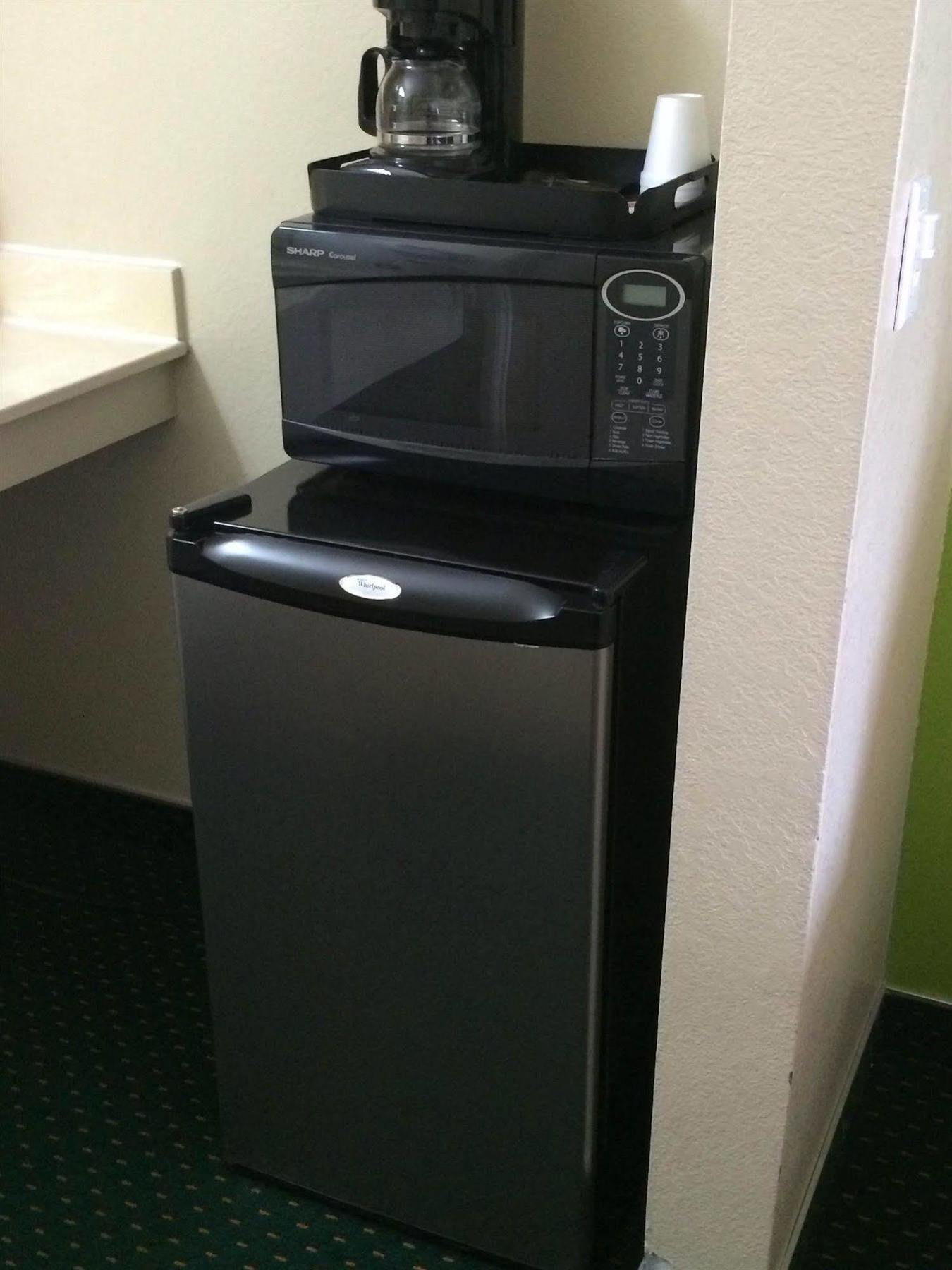 California Inn Hotel And Suites Adelanto Us 395 Εξωτερικό φωτογραφία